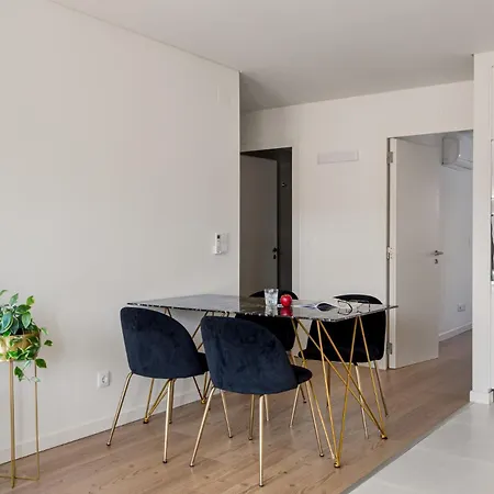 Apartment Bright Ajuda Apartment, 2 Bedrooms & Ac