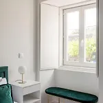 דירה Bright Ajuda Apartment, 2 Bedrooms & Ac ליסבון