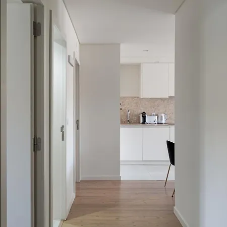 Lx Living, 2 Bed Retreat